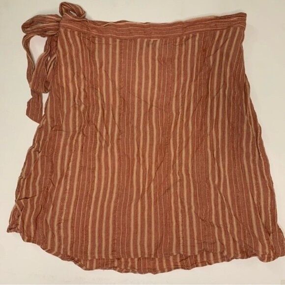 American Eagle High-Waisted Striped Tie Wrap Mini Skirt Size Medium - Picture 10 of 10